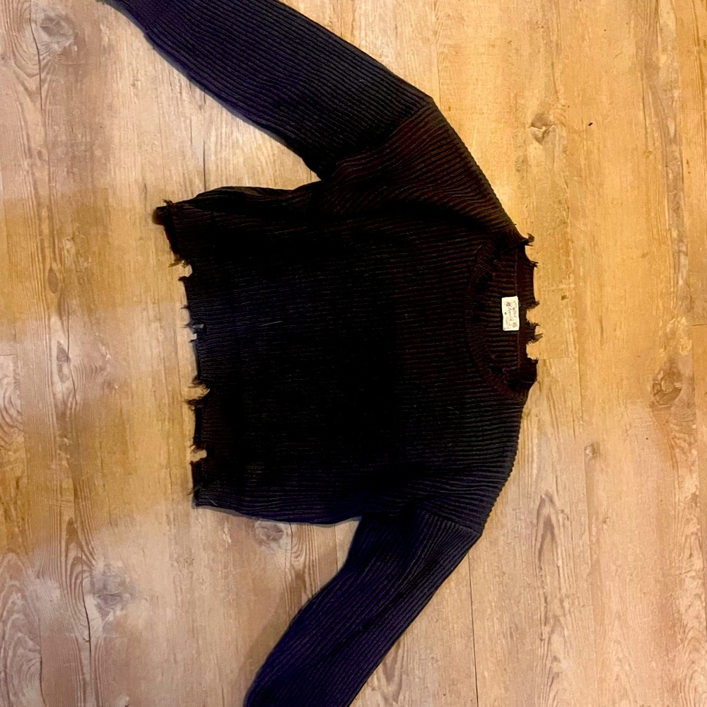 Cropped sweater